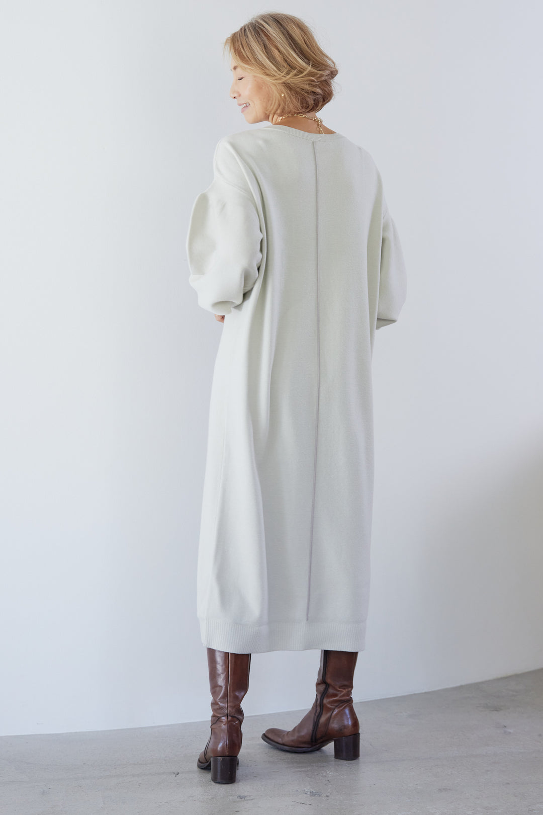 [Anti-static] 2-way back line soft knit dress 