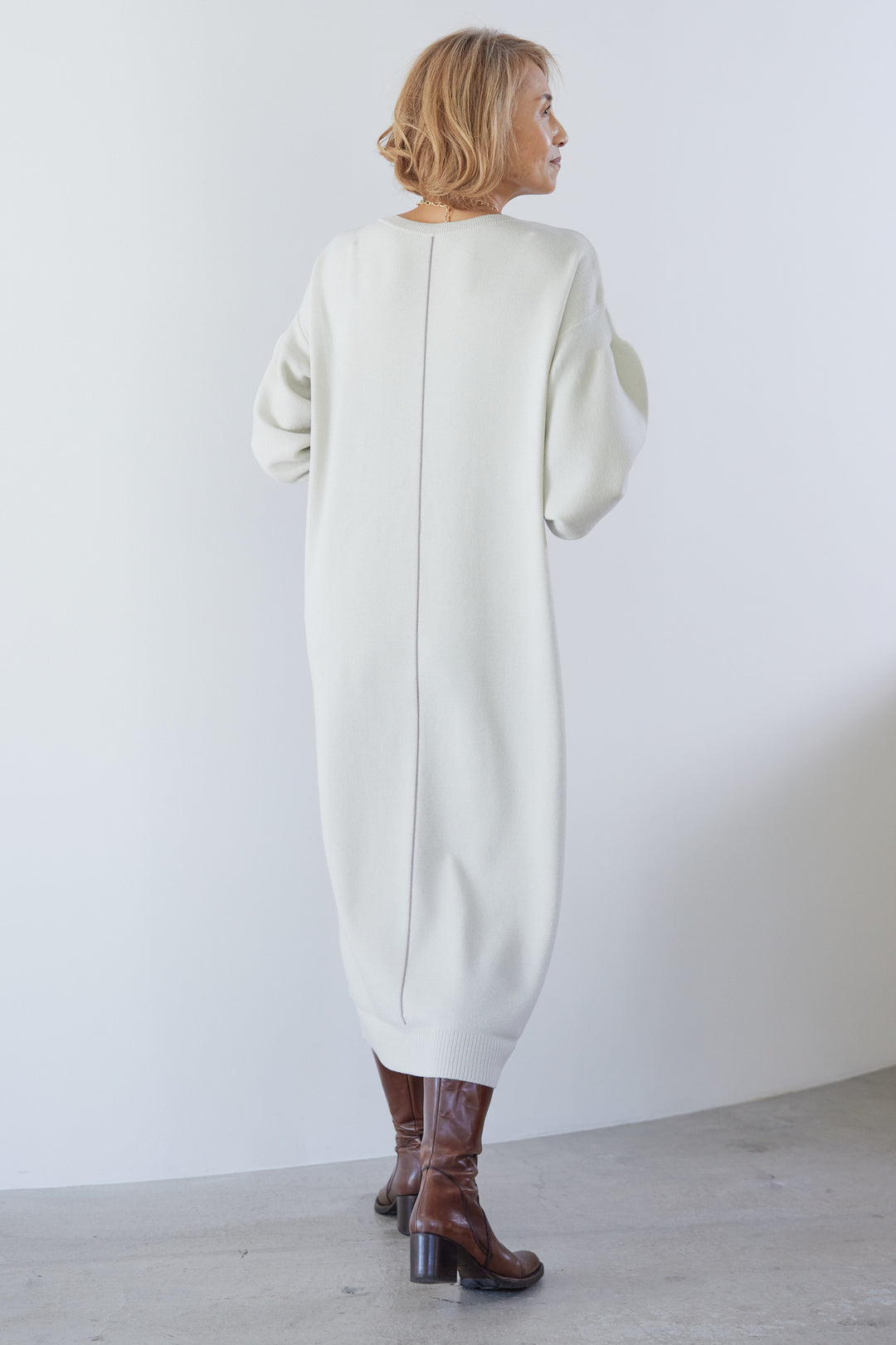 [Anti-static] 2-way back line soft knit dress 