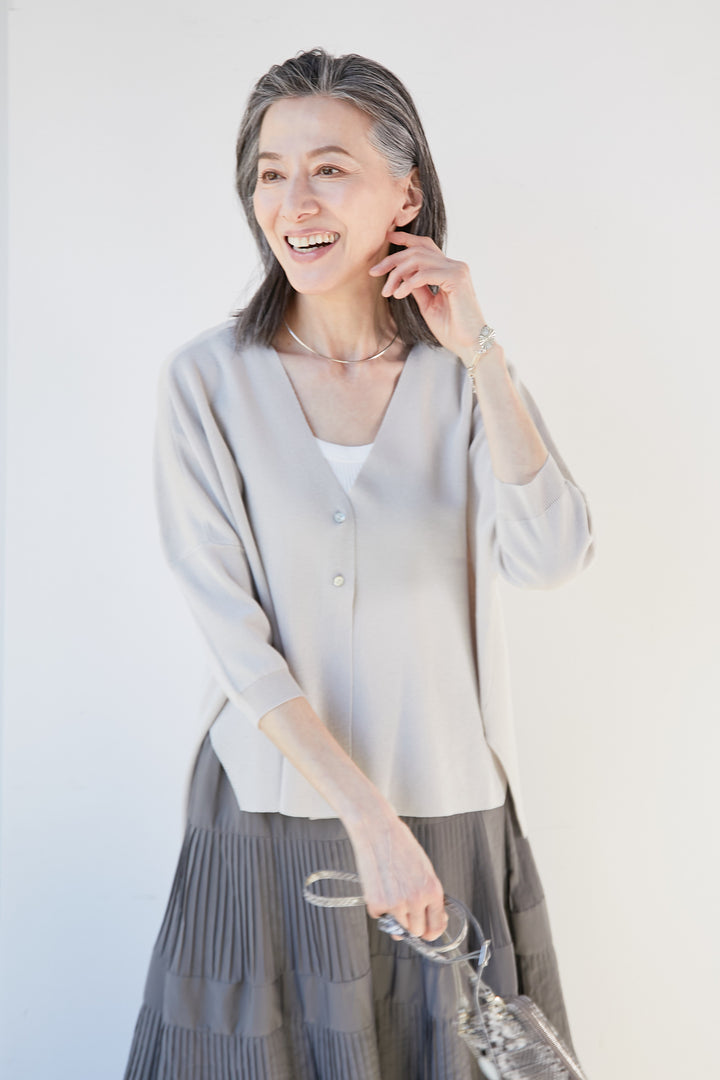 Washable smooth cardigan