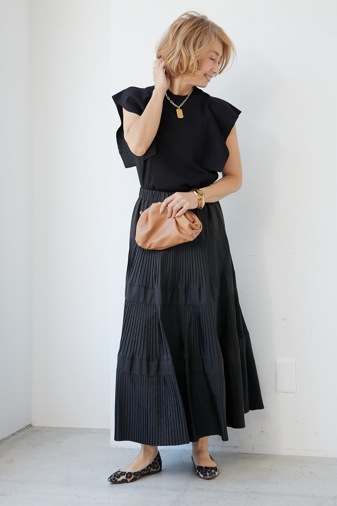 [SET] Flare sleeve bottle neck knit + pleated tiered skirt (2set)