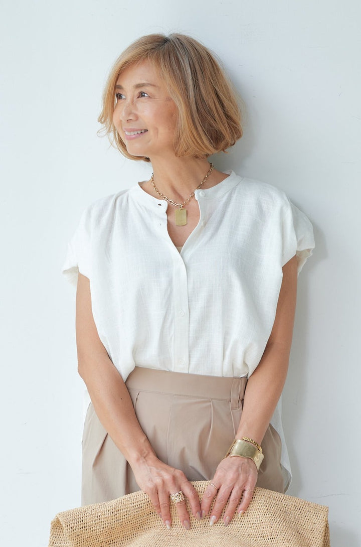 [UV protection/cool to the touch] Light linen puff sleeve blouse