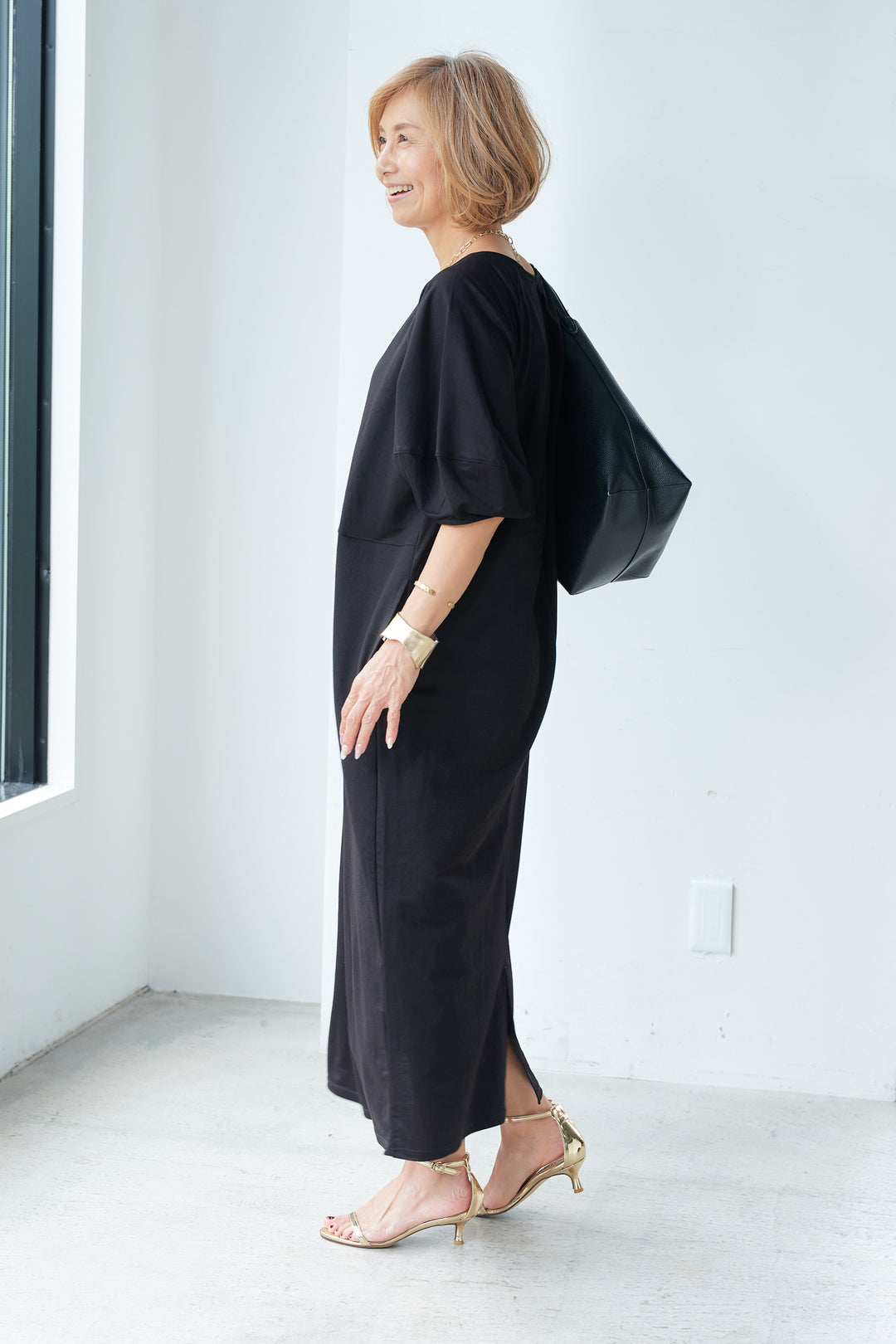 [Cool to the touch] Cocoon sleeve dress