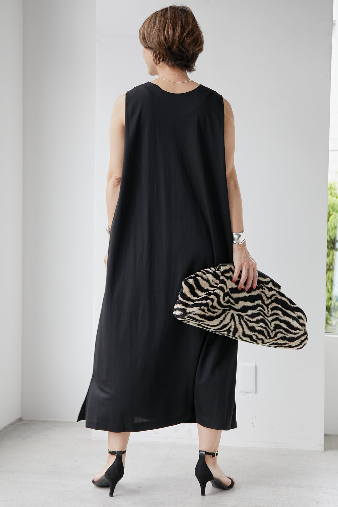 Tuck sleeve long dress