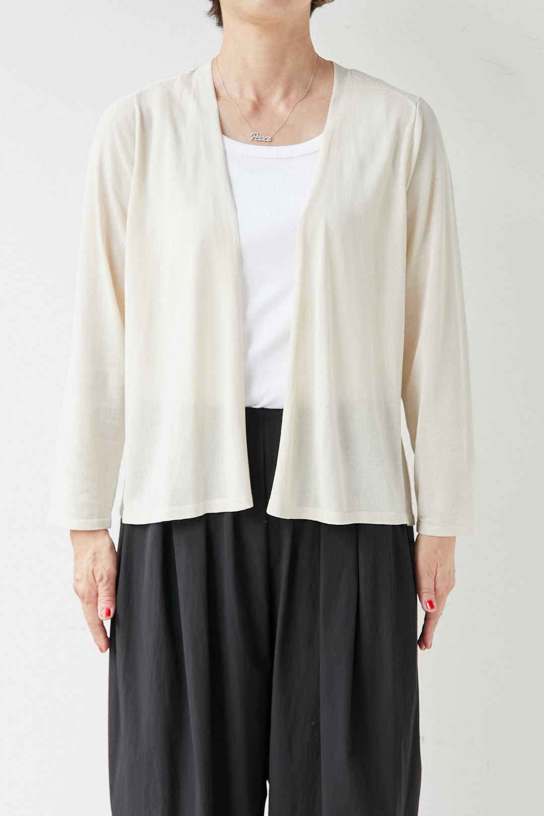 [Cool to the touch/UV protection] Cool viscose yoke switching cardigan