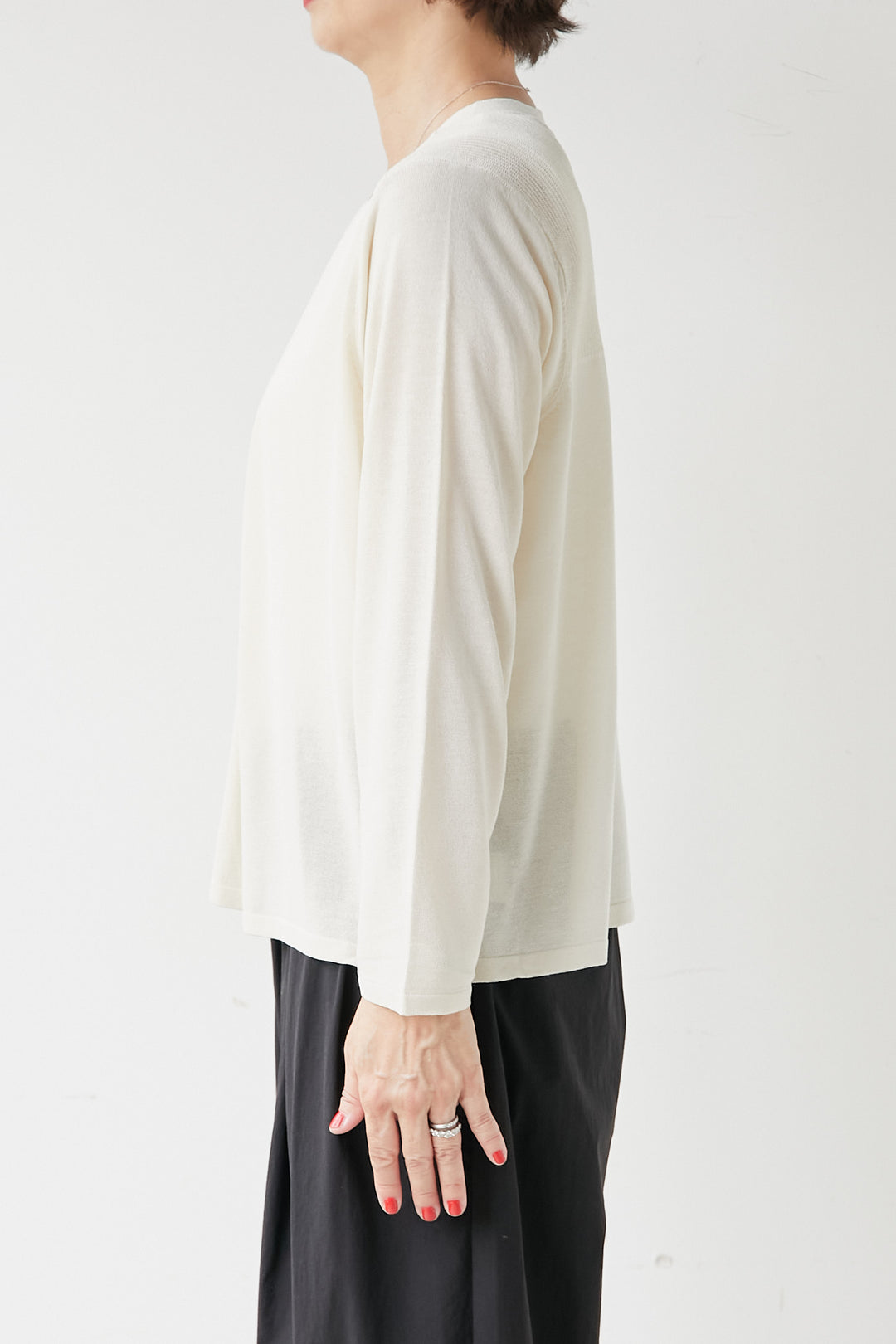 [Cool to the touch/UV protection] Cool viscose yoke switching cardigan