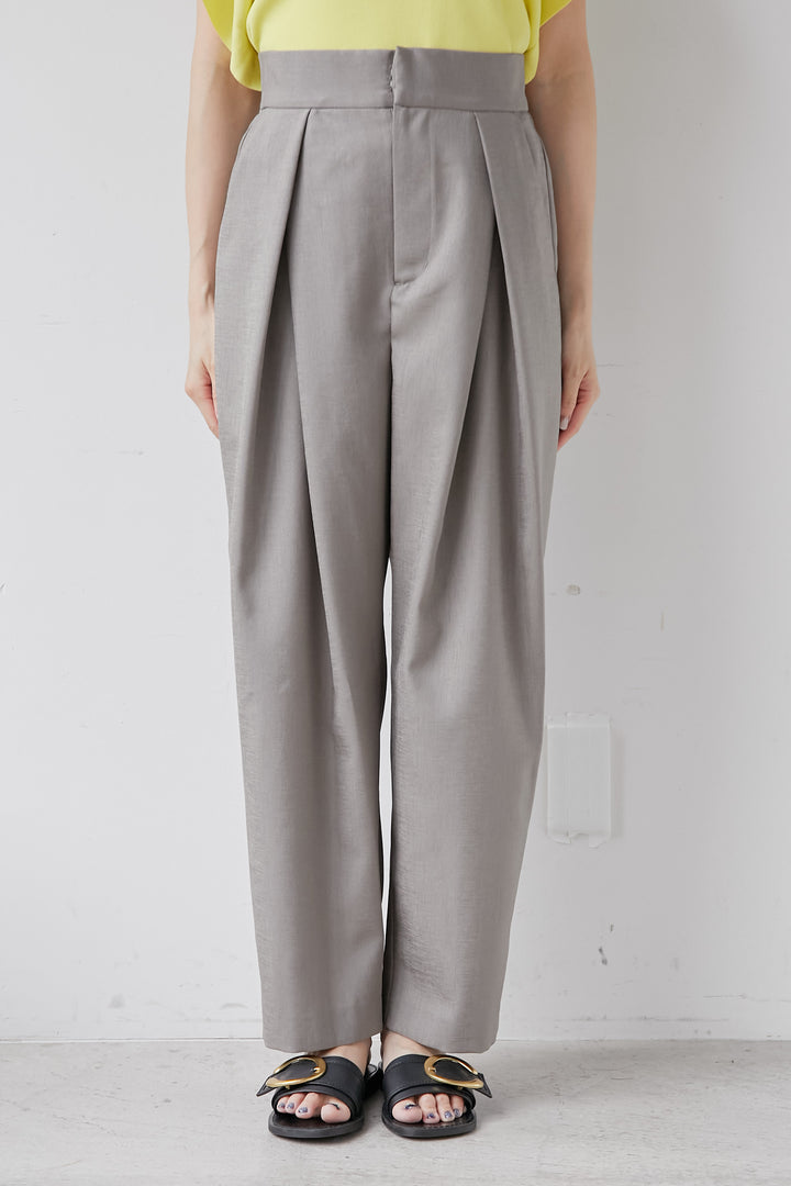 Linen-like tuck pants
