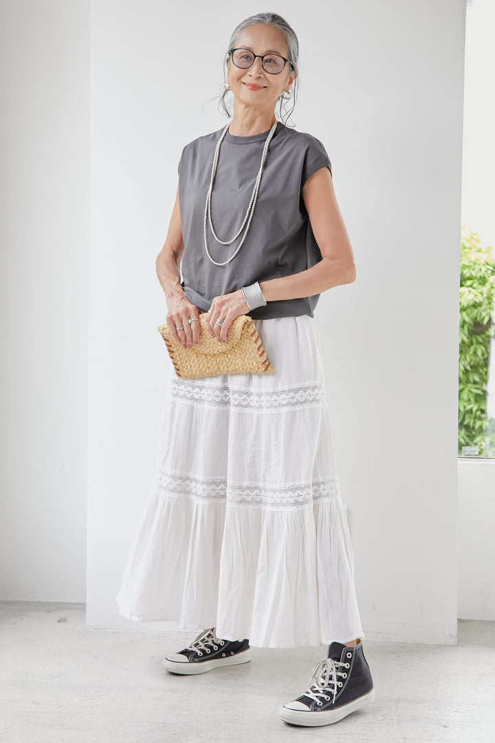 [SET] Round neck sleeveless top + cotton lace tiered skirt (2set)