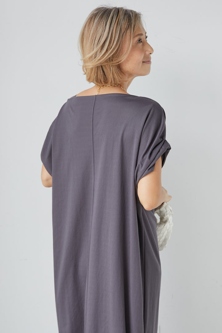[Cool to the touch] Asymmetrical shoulder dress