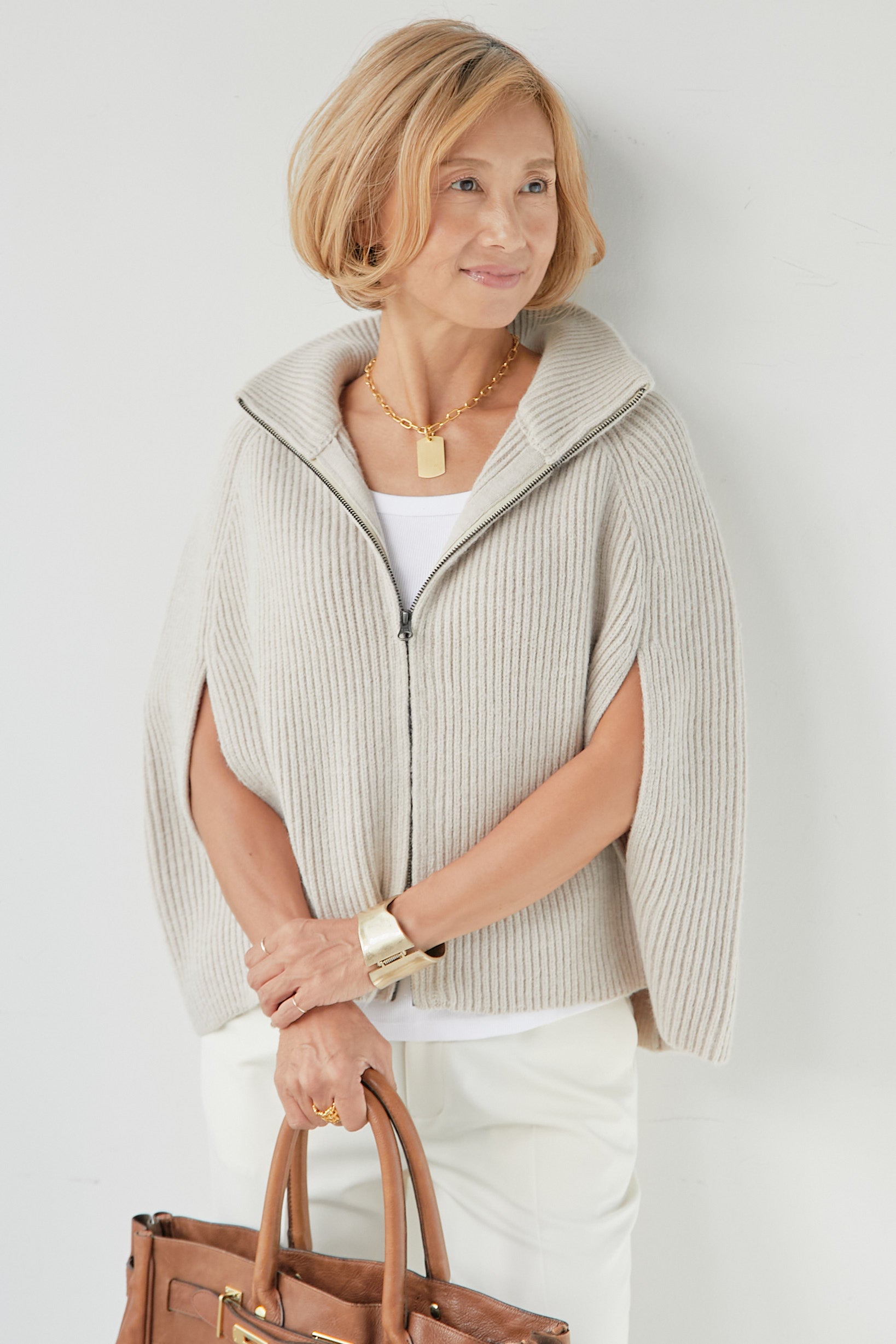 新品 フランシュリッペ きのこワッペン ケープ ベージュ ニット