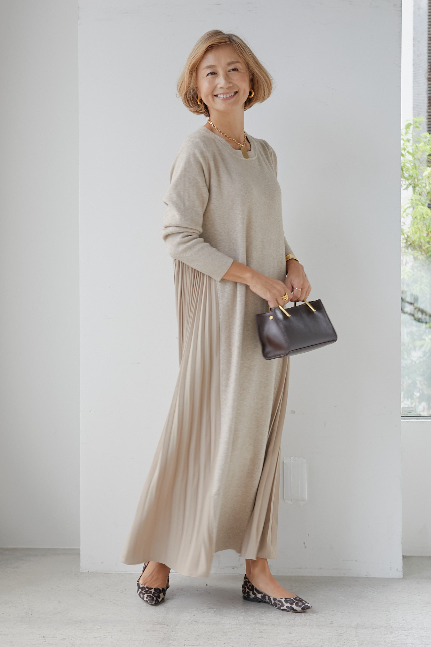 【新品、タグ付き】PLUS OTO.HA サイドプリーツニットワンピース 新品タグ付き】PLUS OTO.HA サイドプリーツニットワンピース