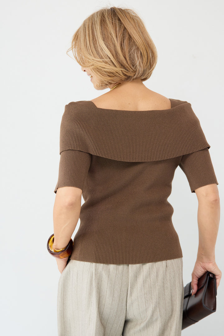 オフショルリブニット