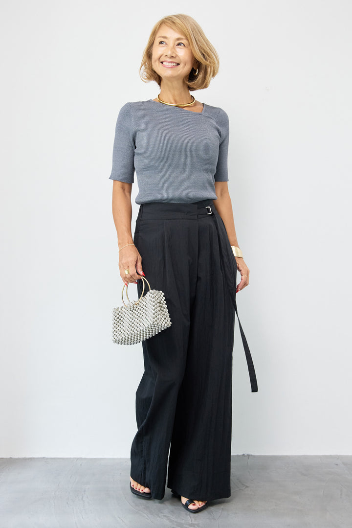 アシメネックリブニット