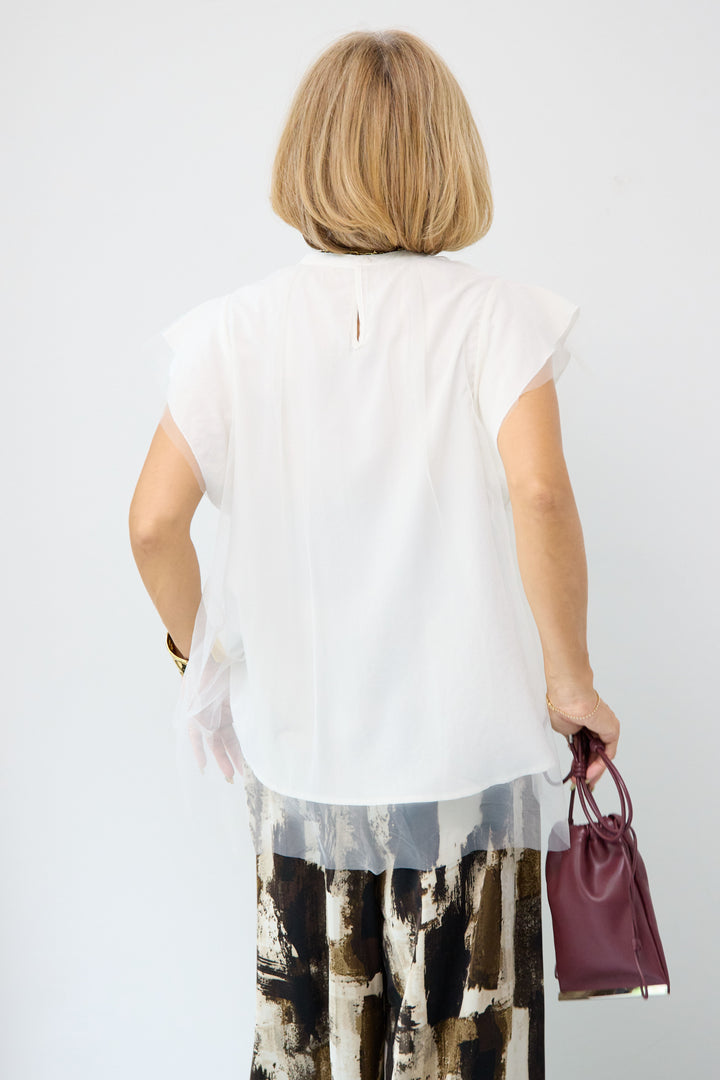 チュールレイヤードブラウス