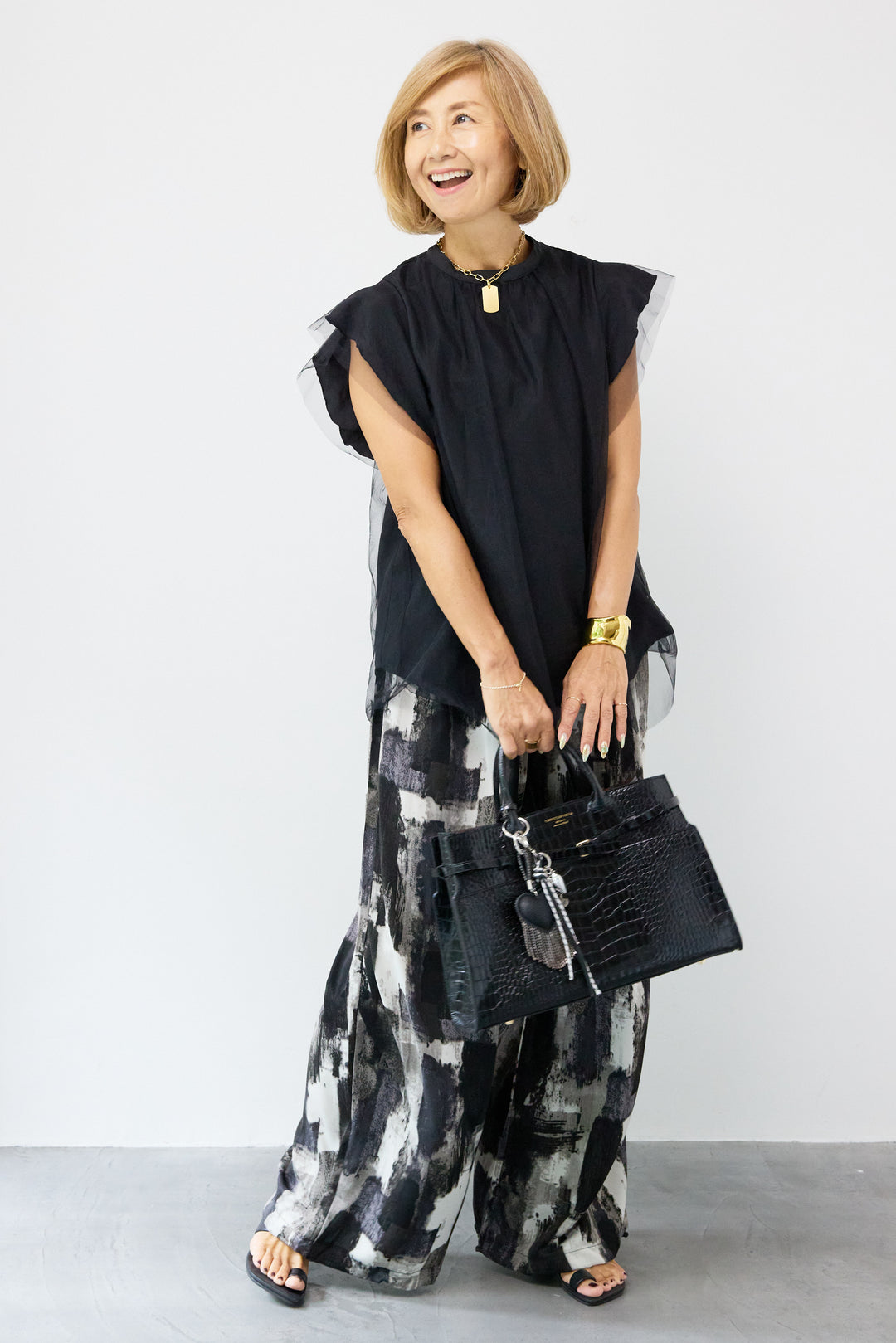 チュールレイヤードブラウス