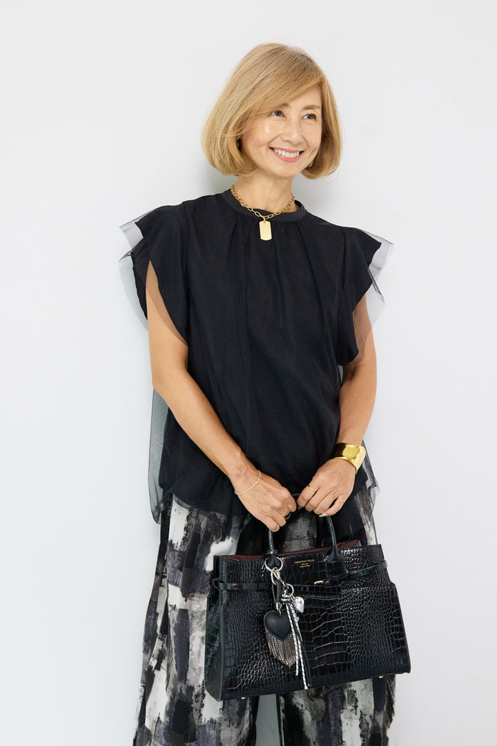 チュールレイヤードブラウス