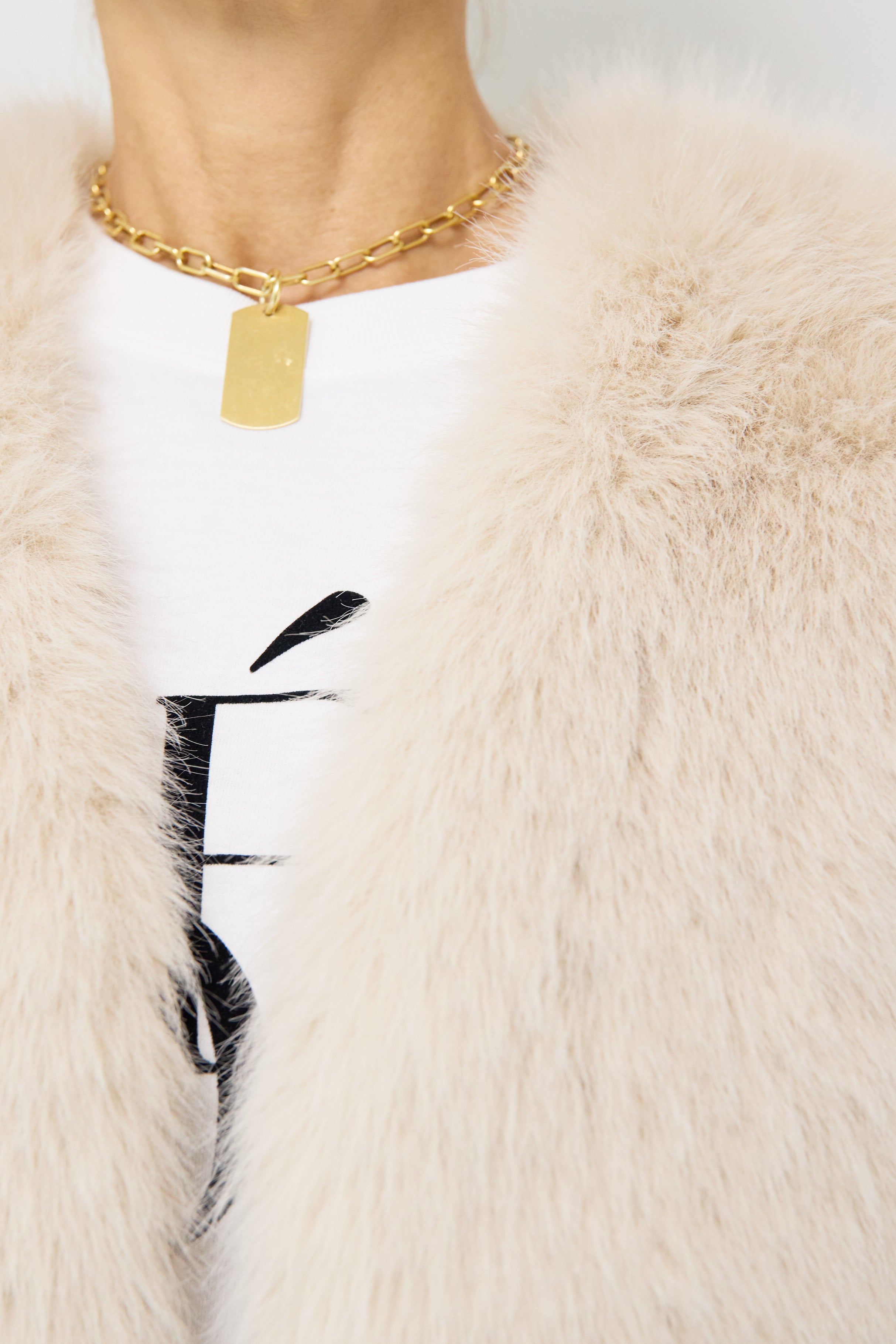 ショートファーベスト – plusotoha