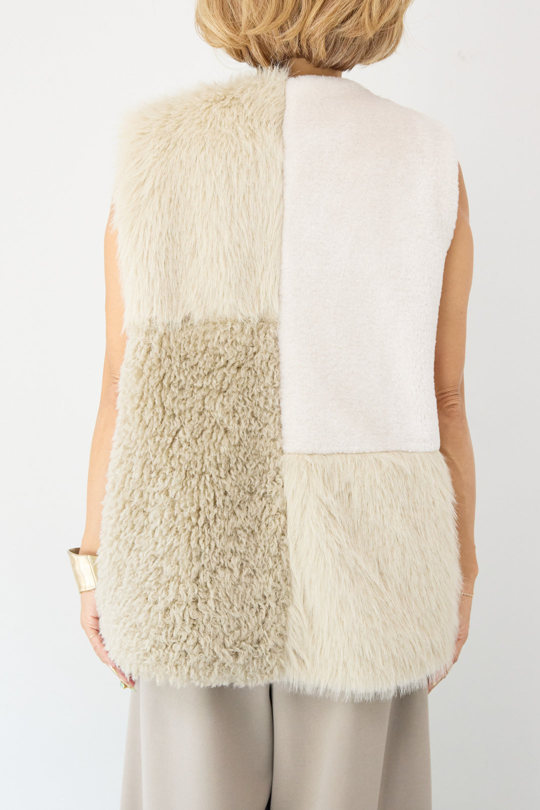 異素材切替ファーベスト