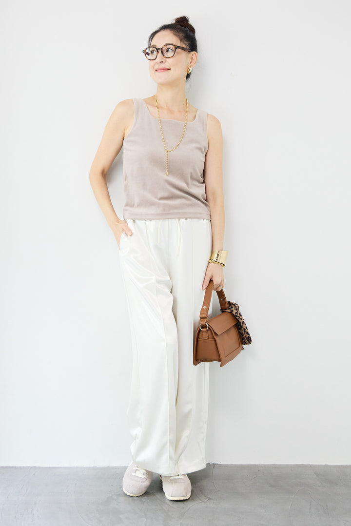 サテンワイドパンツ