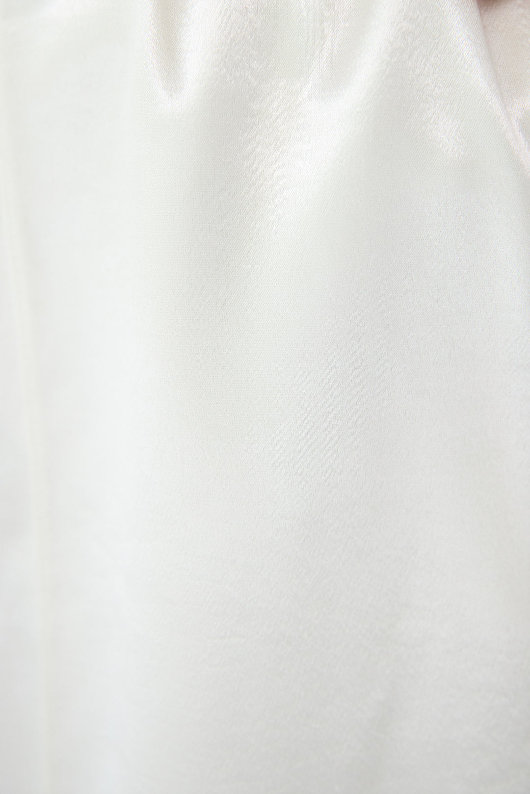 サテンワイドパンツ