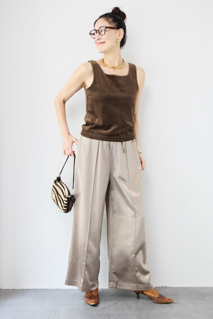 サテンワイドパンツ