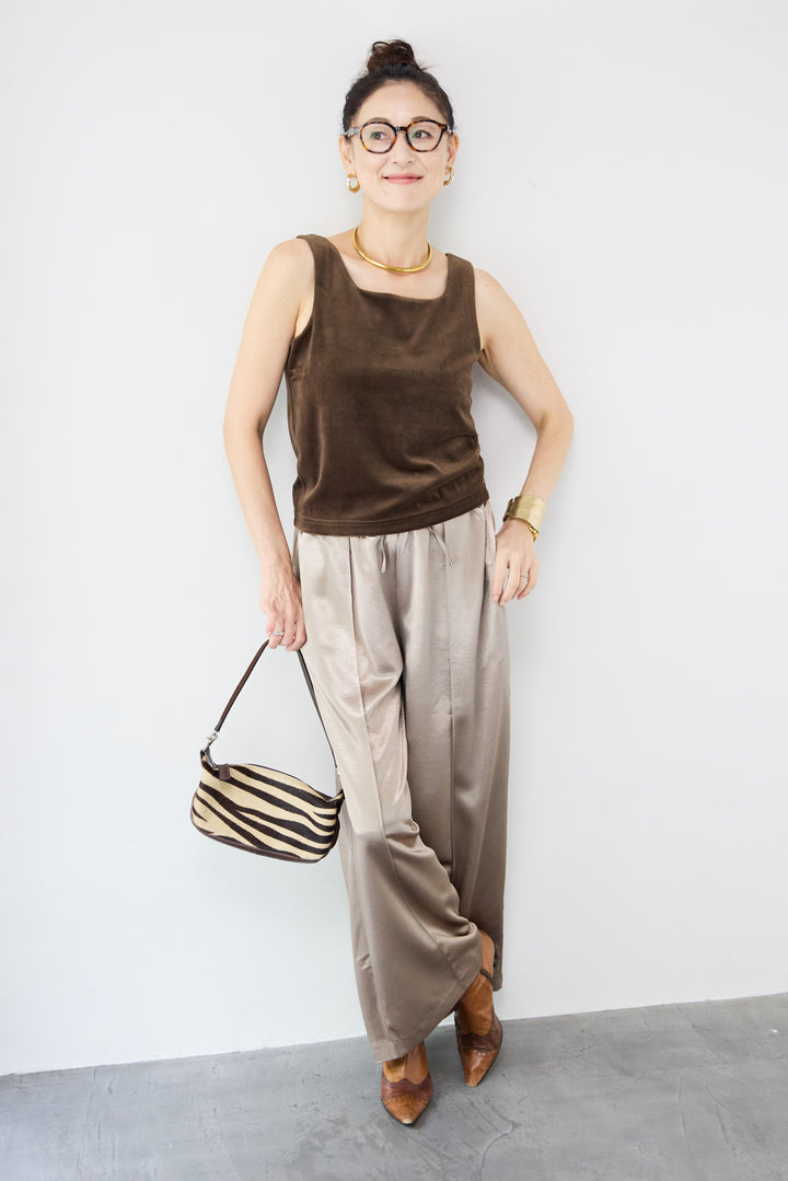 サテンワイドパンツ