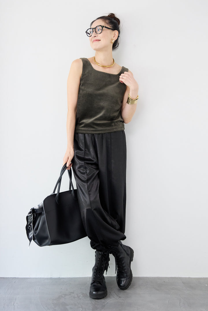 サテンワイドパンツ