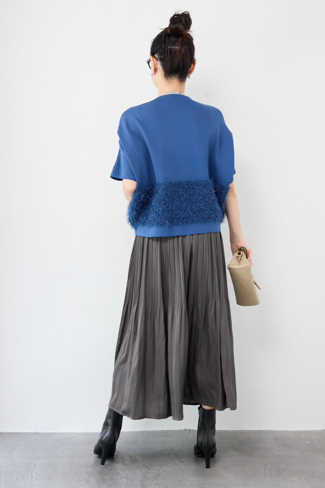 軽量アップスリーブプルオーバー