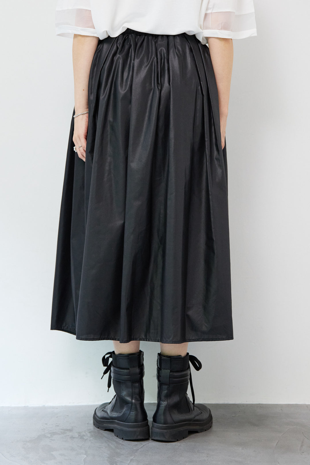 コーティングローンタックスカート