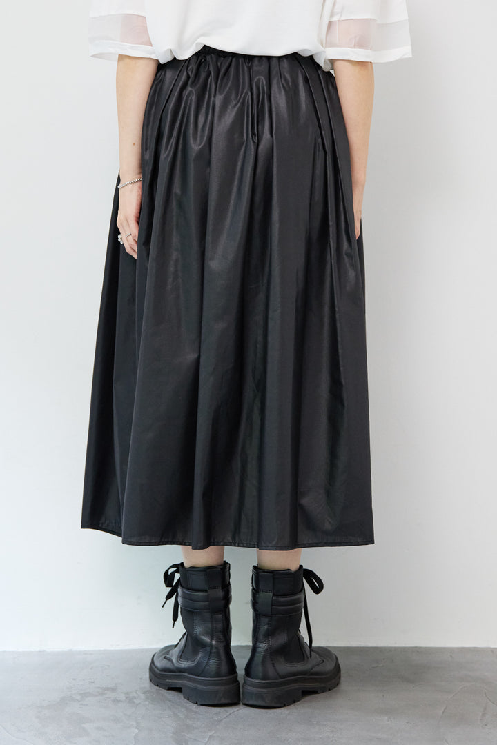 コーティングローンタックスカート