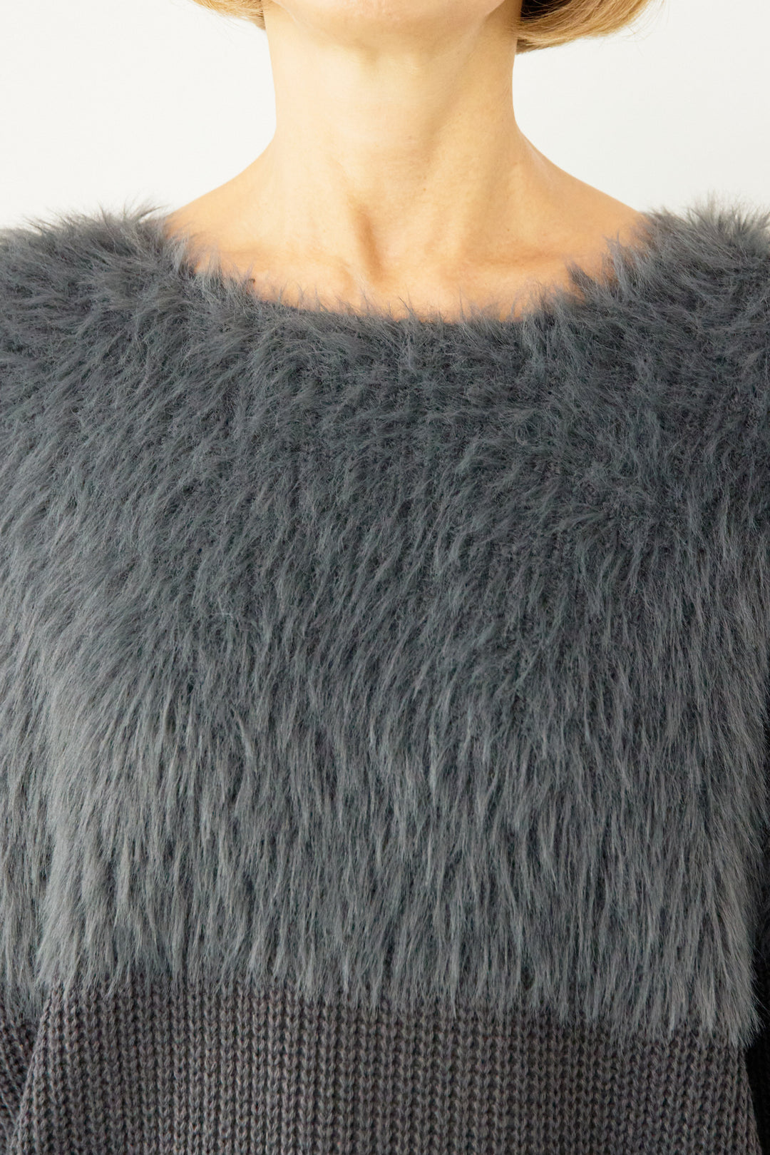 シャギー切替デザインニット