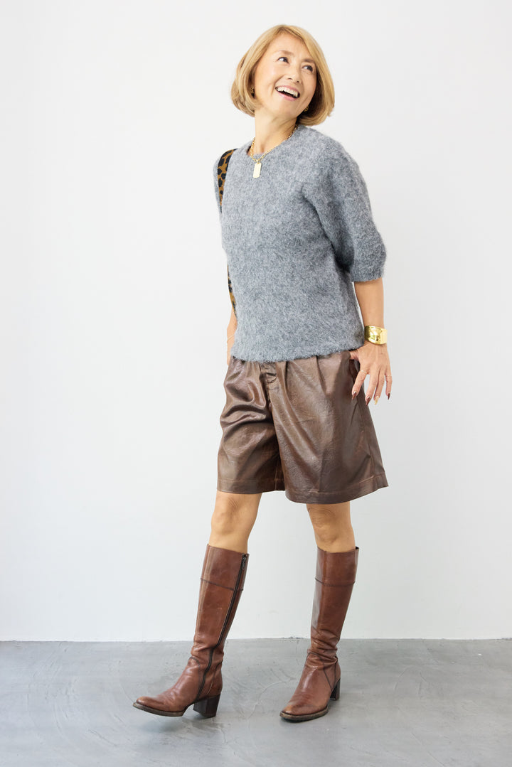 シャイニーレザータックハーフパンツ