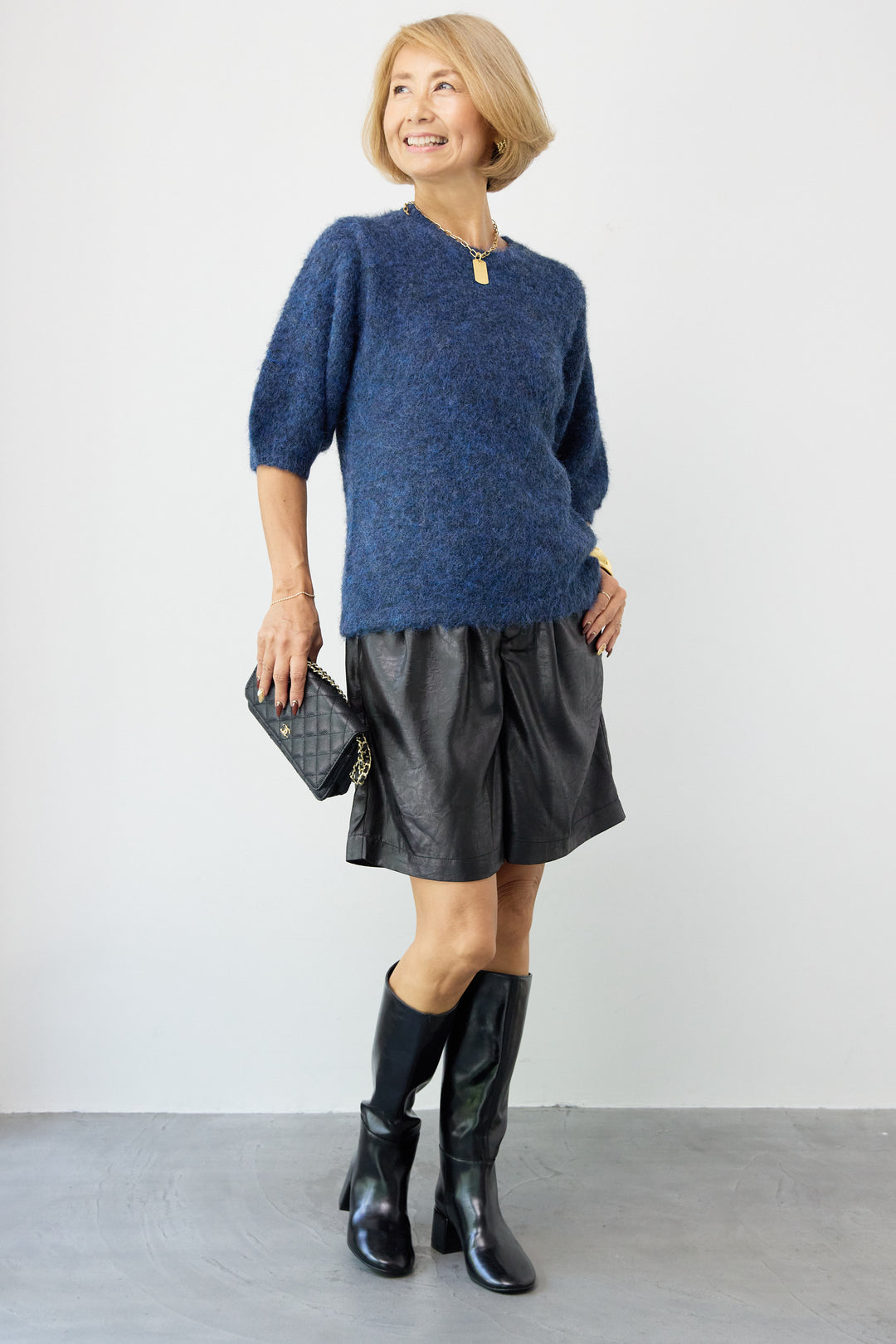 シャイニーレザータックハーフパンツ