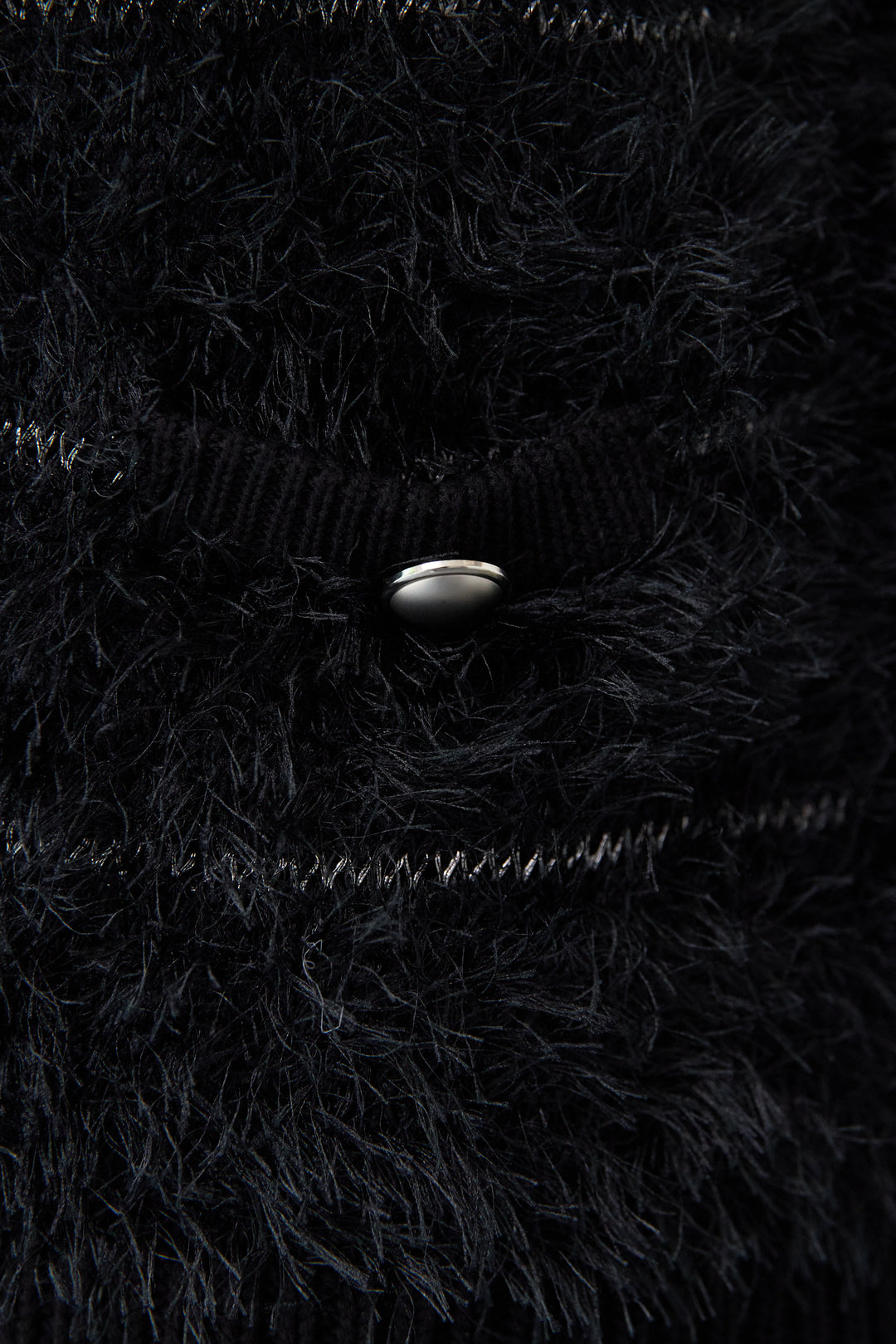 シャギーVネックニットベスト