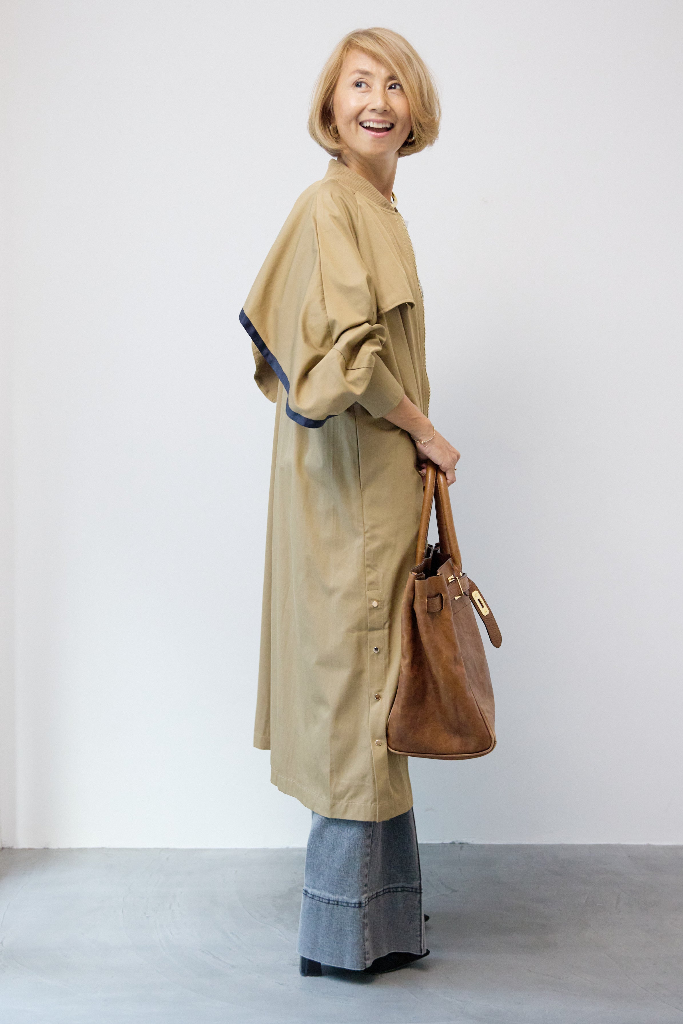 バックラッフルデザインロングブルゾン – plusotoha