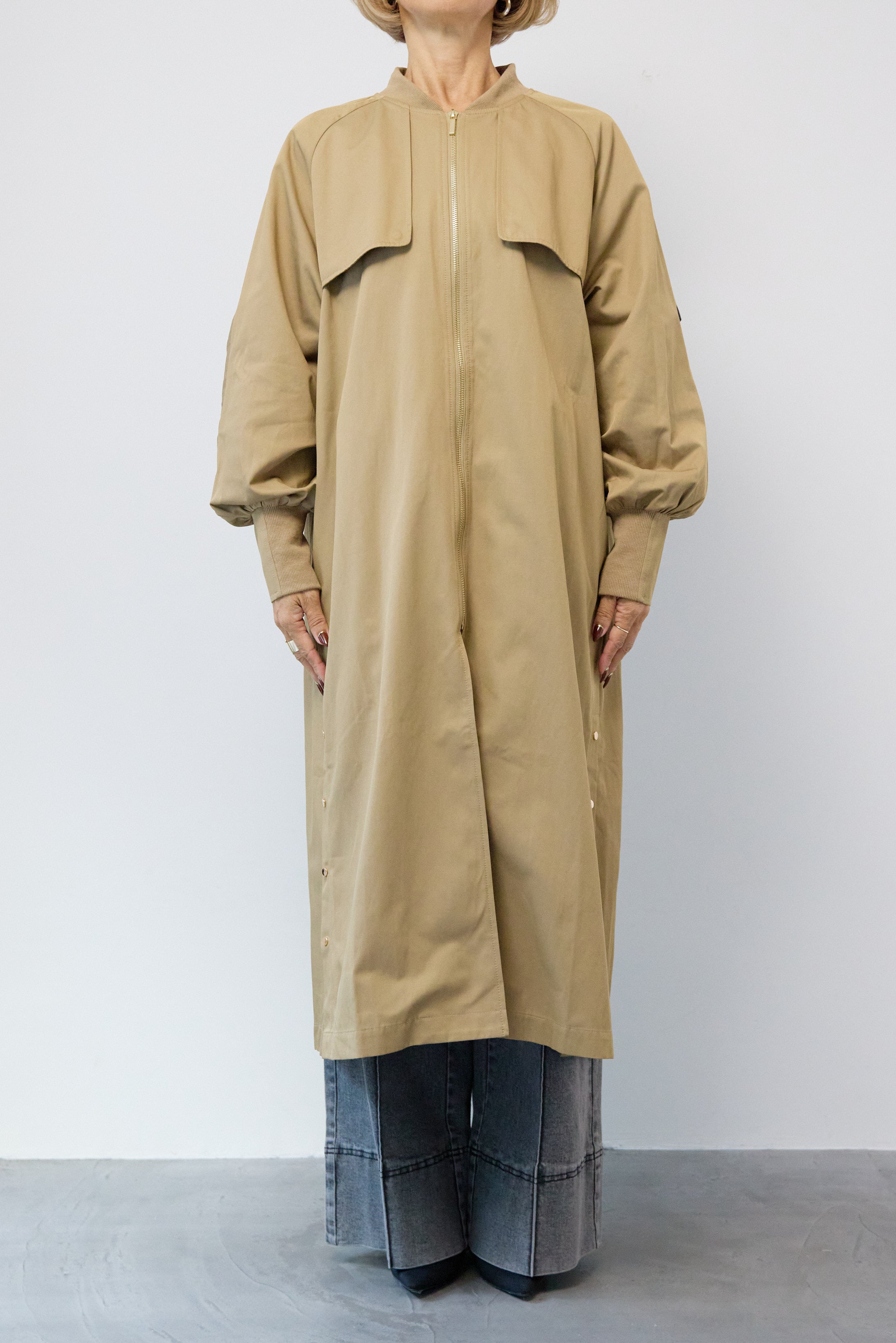 バックラッフルデザインロングブルゾン – plusotoha