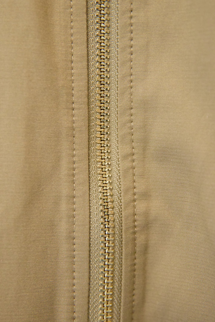 バックラッフルデザインロングブルゾン