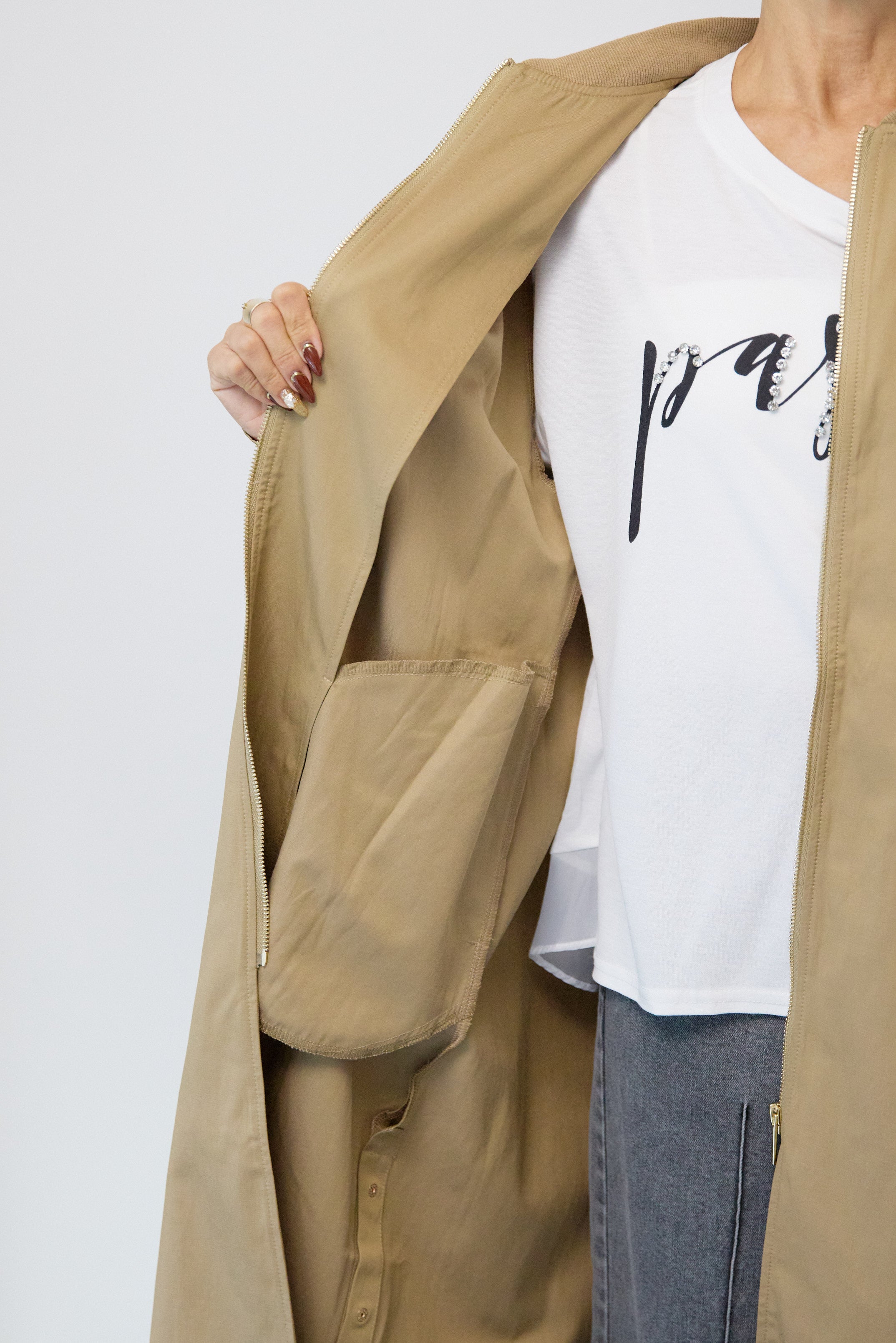 PLUS OTOHA バックラッフルデザインロングブルゾン バックラッフルデザインロングブルゾン – plusotoha