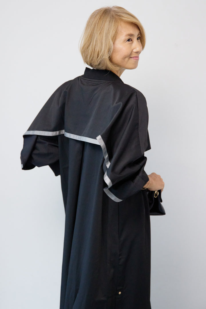 バックラッフルデザインロングブルゾン