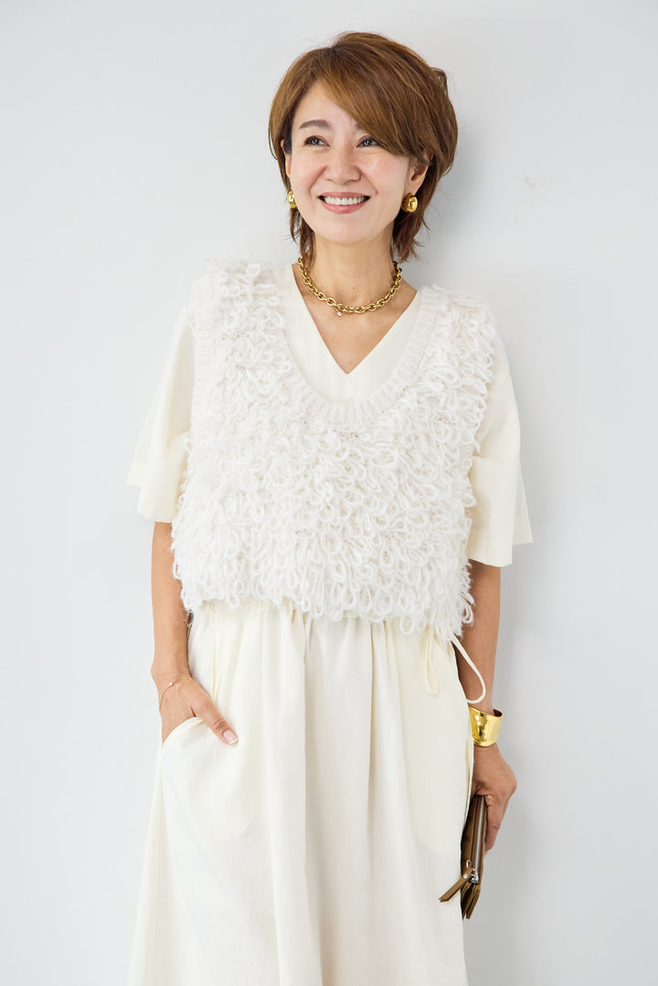 フリルニットベスト