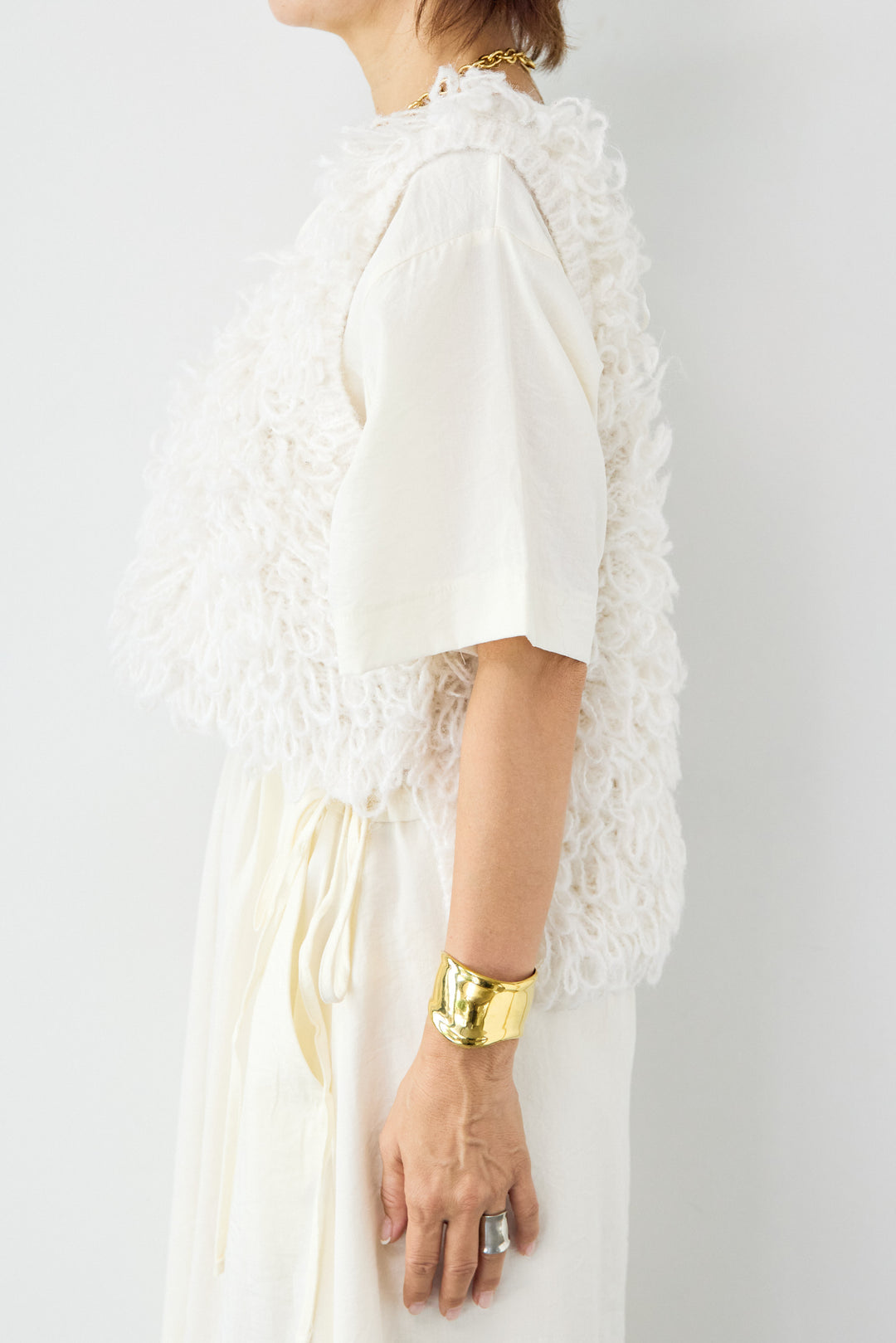 フリルニットベスト