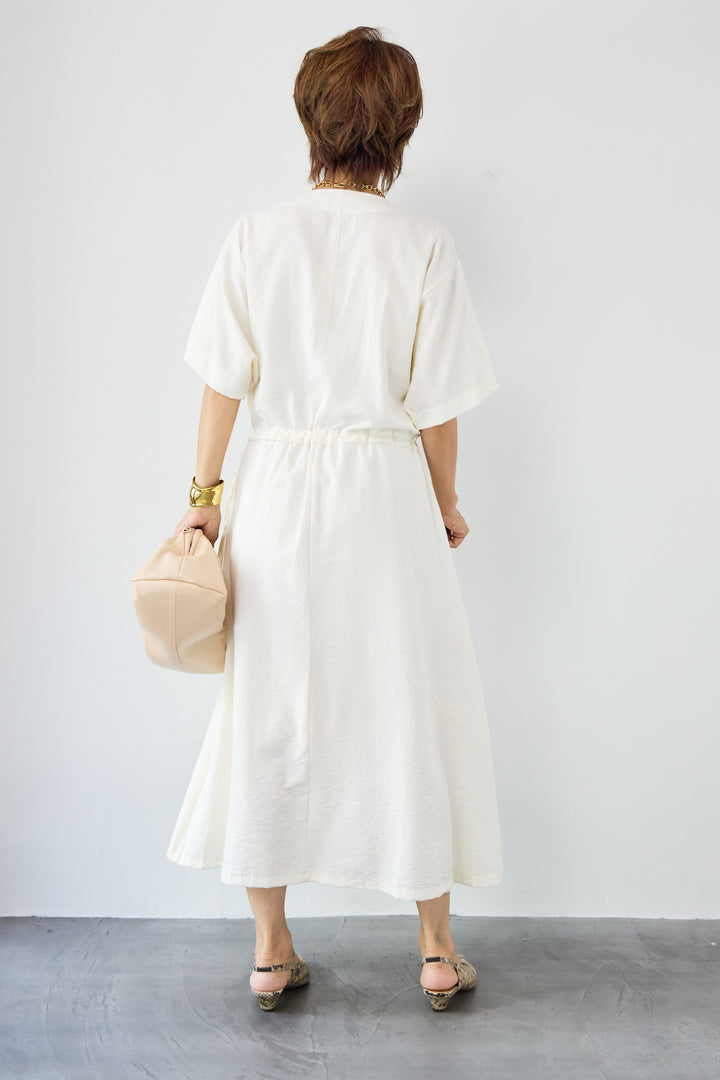 フリルニットベスト