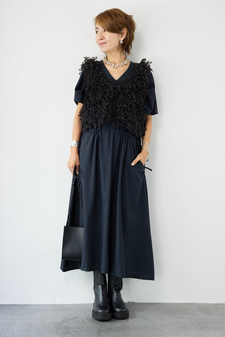 フリルニットベスト