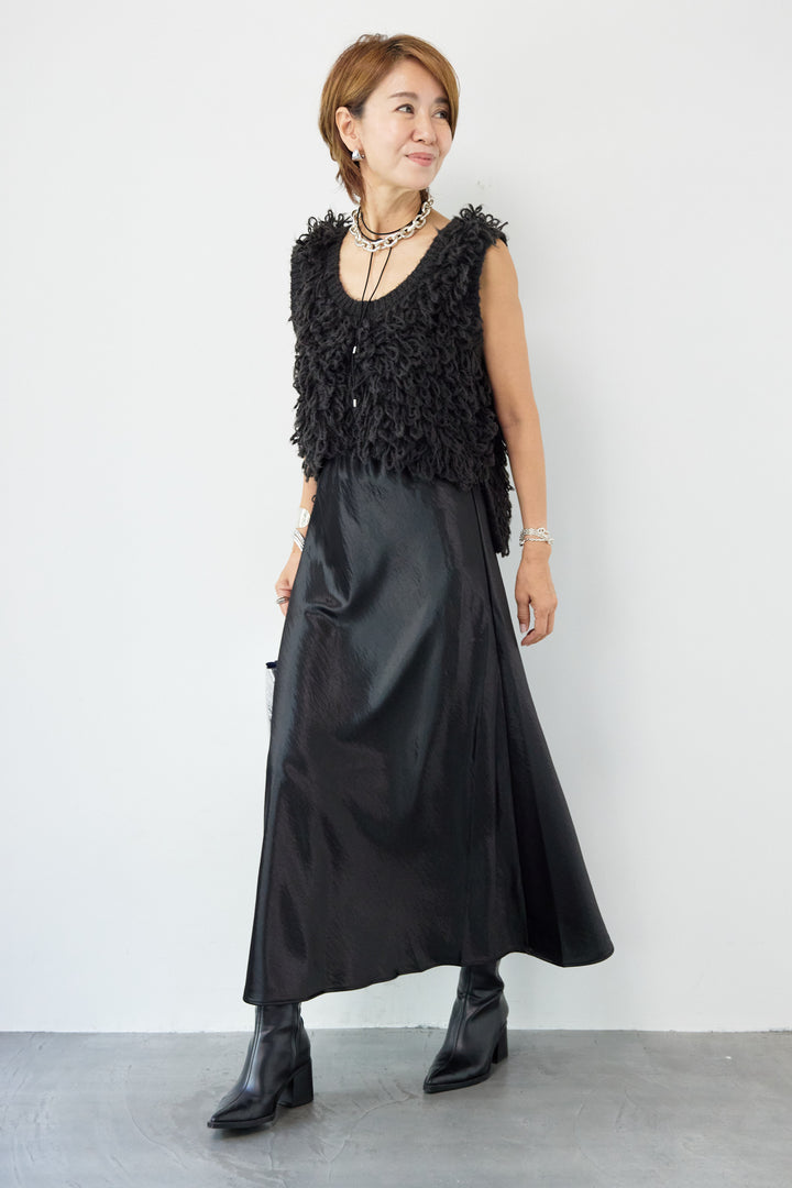 ブライトサテンフレアスカート