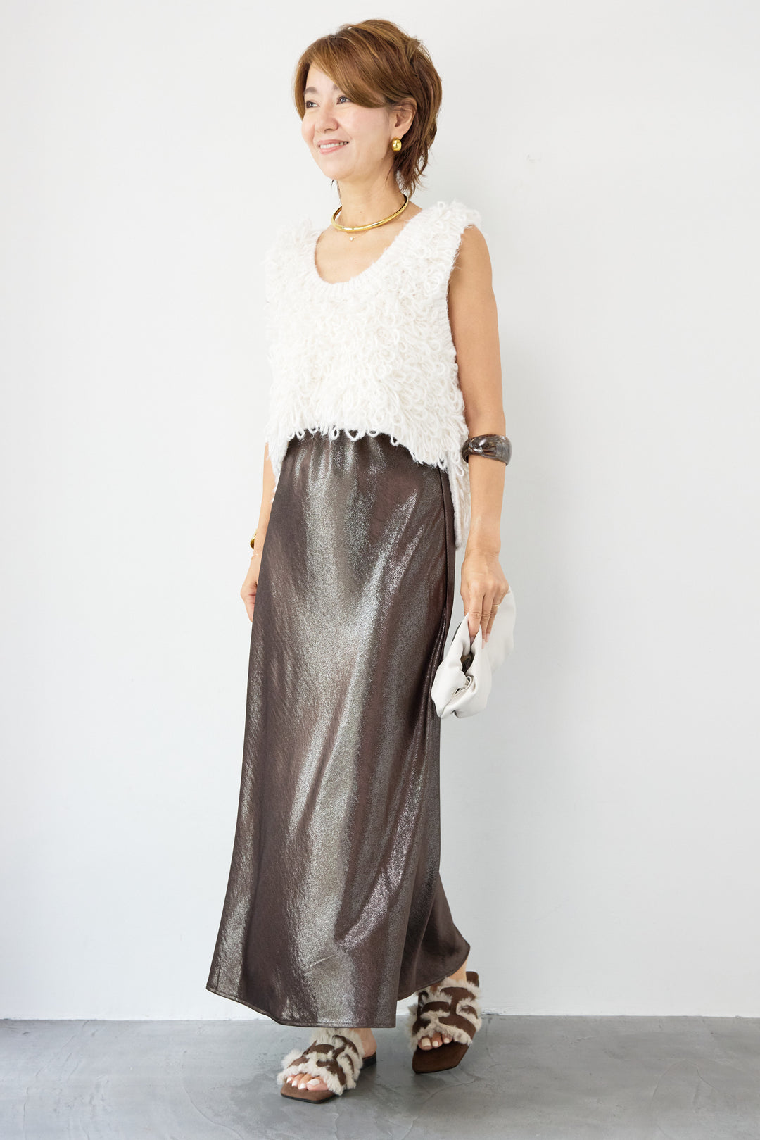 ブライトサテンフレアスカート