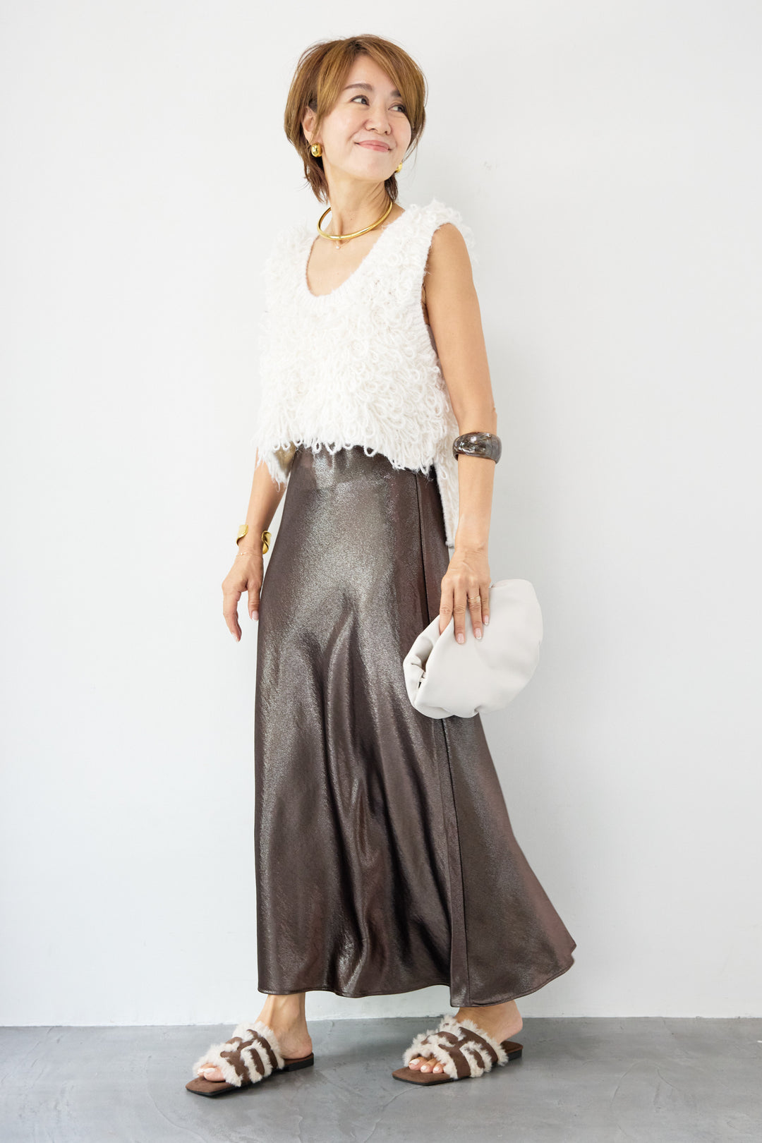 ブライトサテンフレアスカート