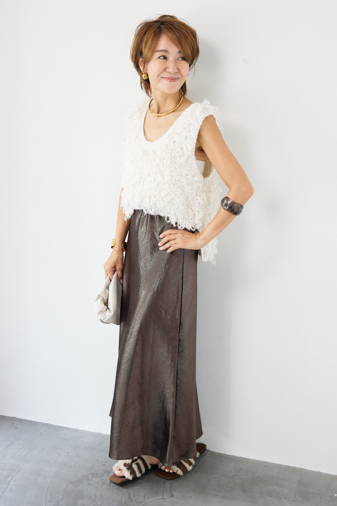 ブライトサテンフレアスカート