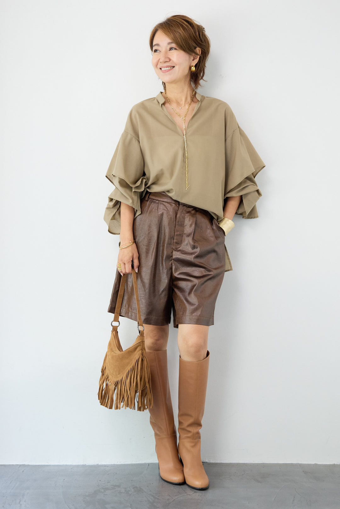 【吸水速乾・防シワ】ラッフルスリーブブラウス