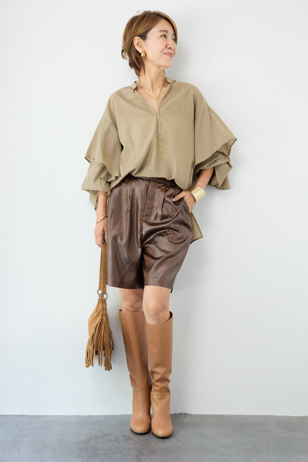 【吸水速乾・防シワ】ラッフルスリーブブラウス