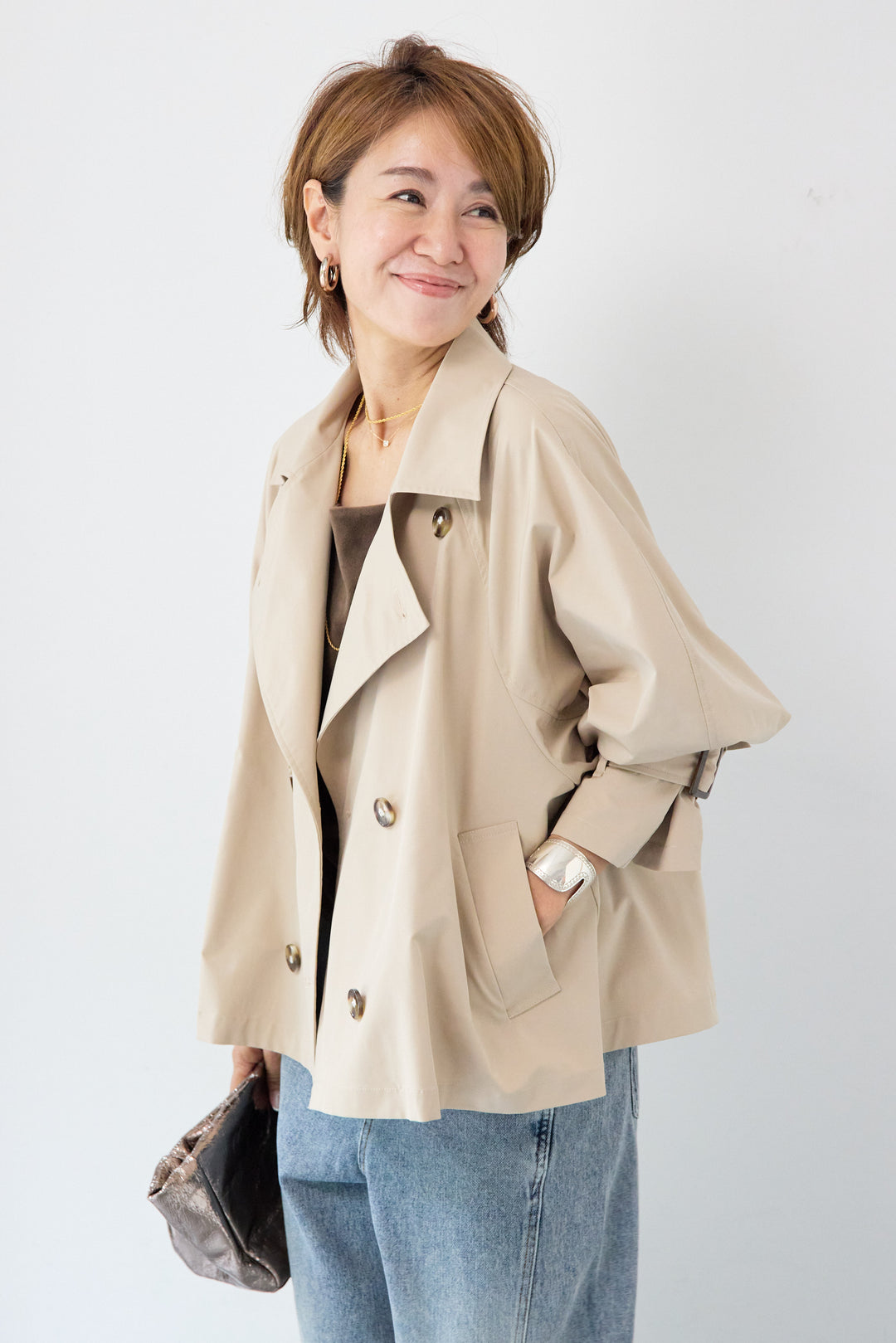 ショートトレンチコート