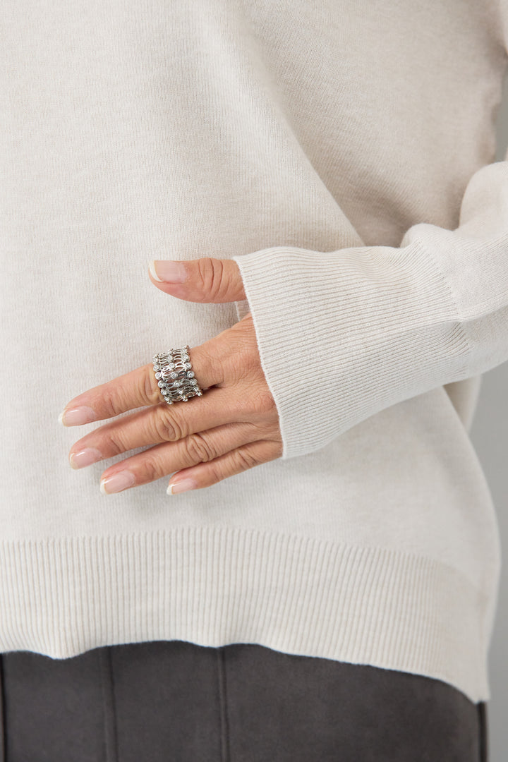 【防静電気】Vネックドルマンやわもちニット